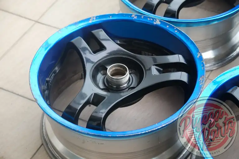 Yokohama Advan SA3R 16x7 +35 4x100