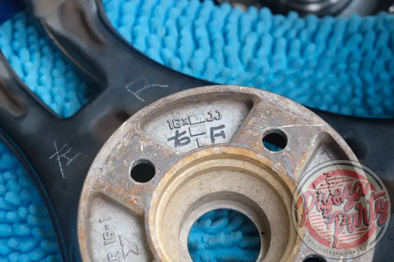 Yokohama Advan SA3R 16x7 +35 4x100