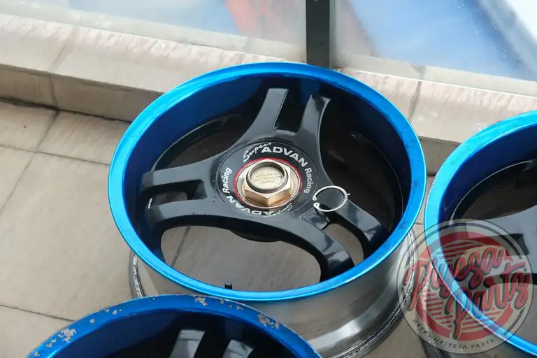 Yokohama Advan SA3R 16x7 +35 4x100