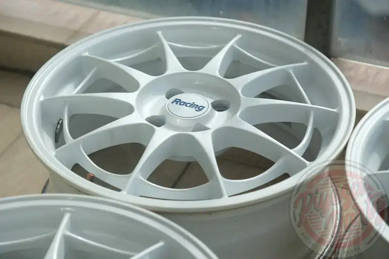 Enkei NT03 17x7 +45 4x100