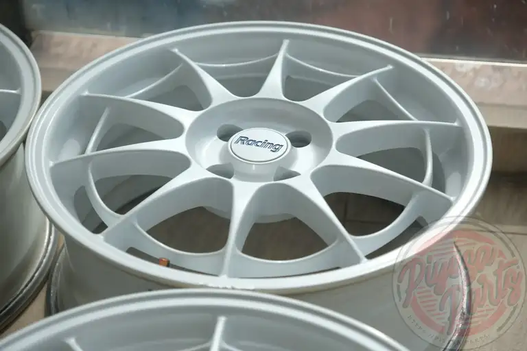 Enkei NT03 17x7 +45 4x100