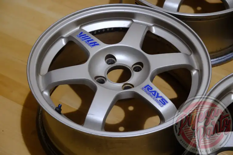 Rays TE37 16x7 +42 4x100