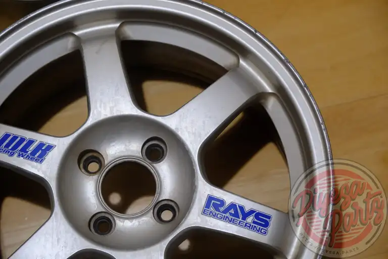 Rays TE37 16x7 +42 4x100
