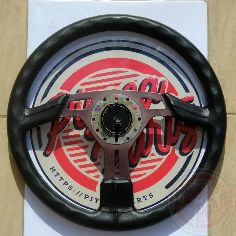 Tom's Competition Steering Wheel with Horn Button