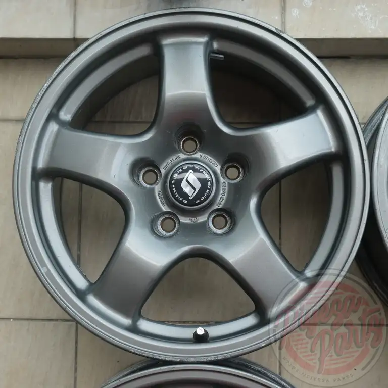 BNR32 GTR Stock Wheels 16x7 +30 5x114.3