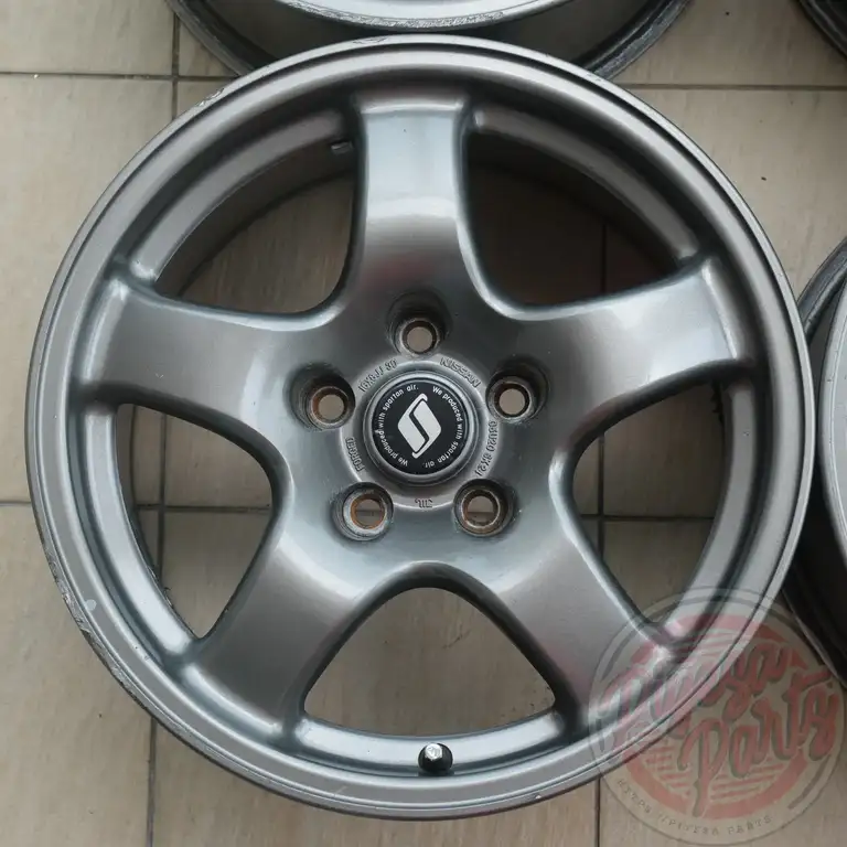 BNR32 GTR Stock Wheels 16x7 +30 5x114.3