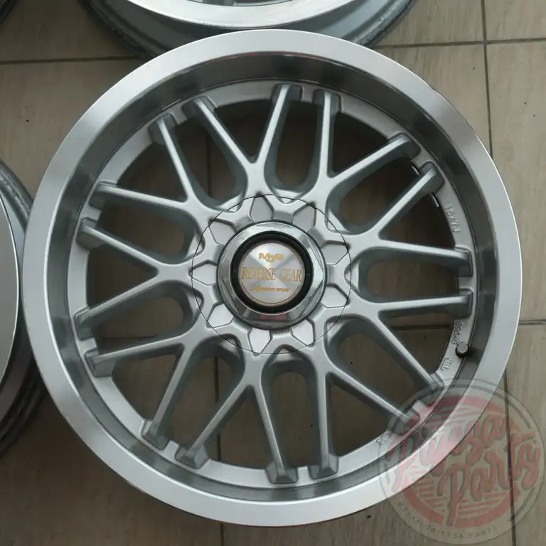 Manaray MJ9 Reverse 16x7 +35 4x100/114.3