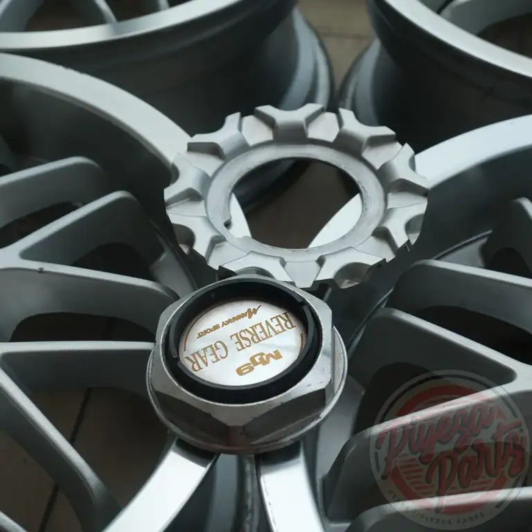 Manaray MJ9 Reverse 16x7 +35 4x100/114.3