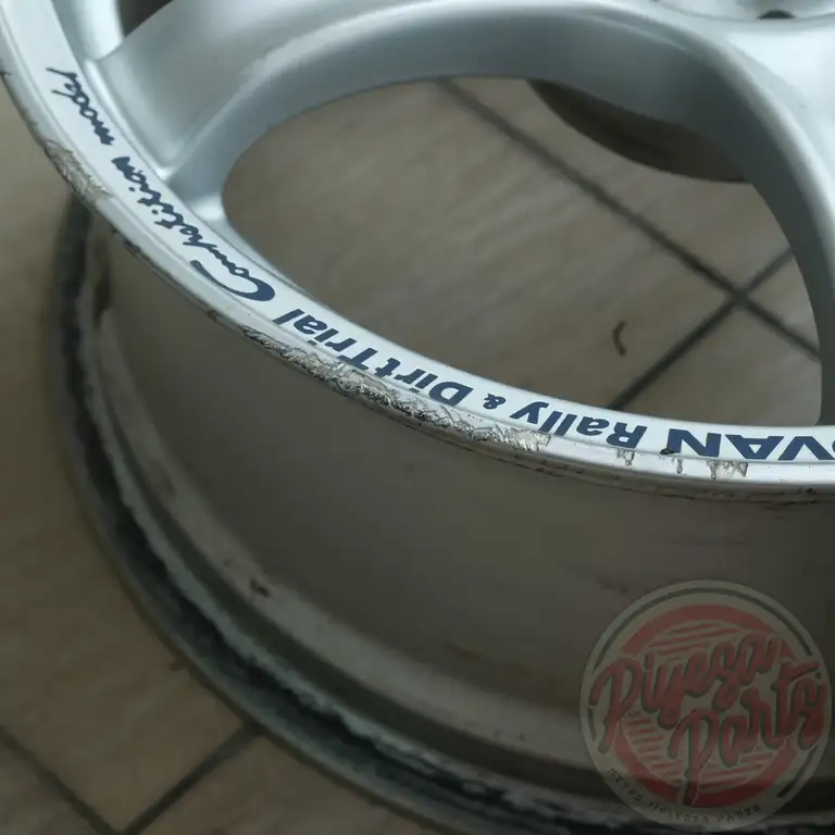 Yokohama Advan RC 17x8 +36 5x100