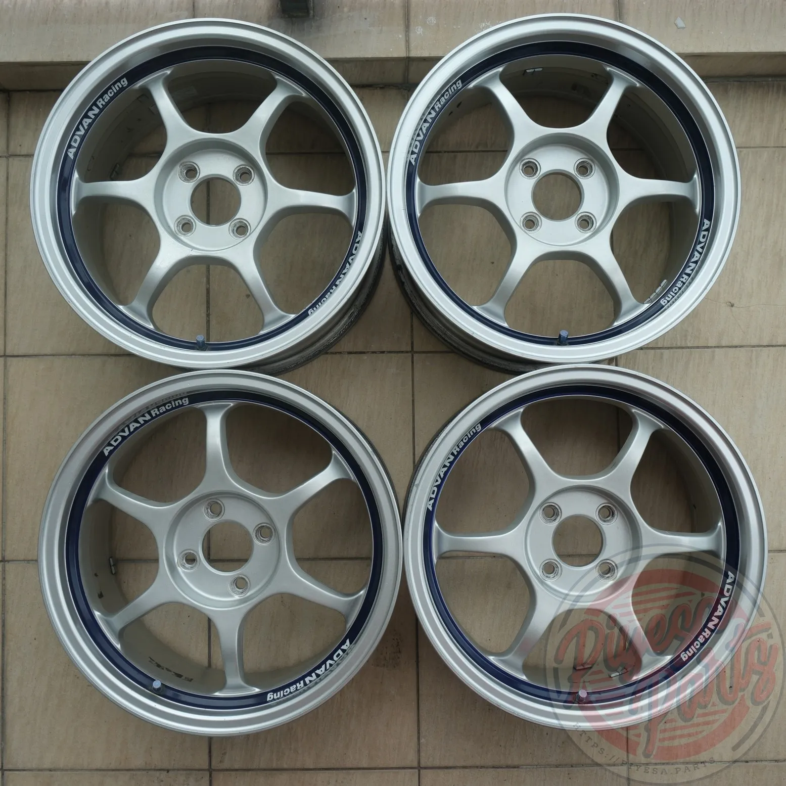 Yokohama Advan RG 16x7 +44 4x100