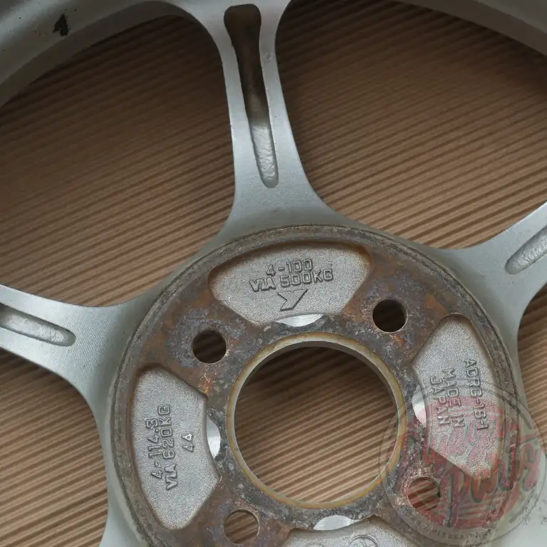 Yokohama Advan RG 16x7 +44 4x100